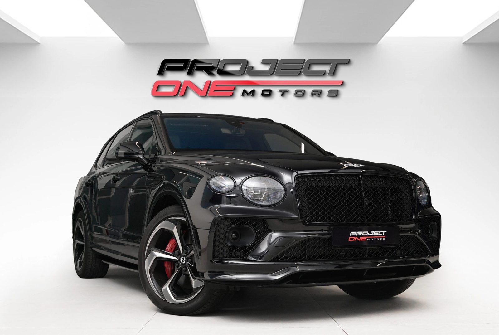 2022 Bentley Bentayga - photo 1