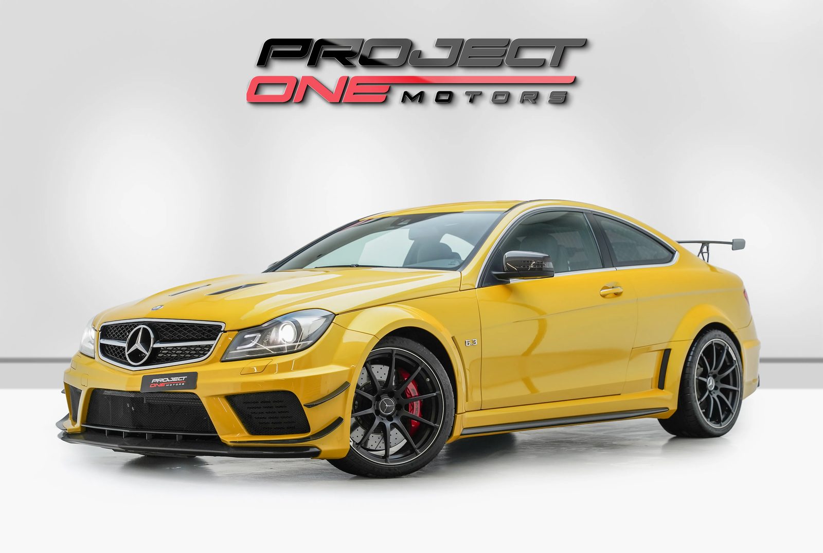 2013 Mercedes-Benz C63 AMG Black Series - photo 1