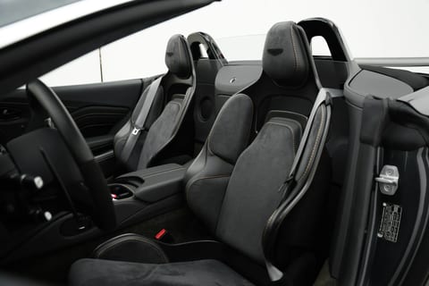 2023 Aston Martin Vantage V12 interior