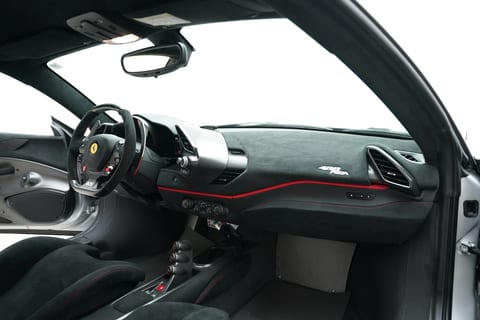 2019 Ferrari 488 Pista Piloti interior