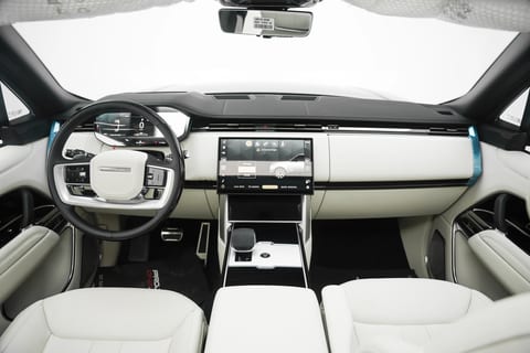 2025 Range Rover P530 Autobiography with Warranty interior