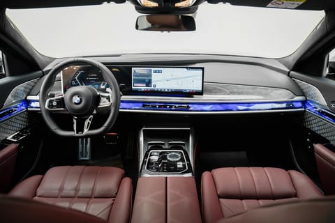 2024 BMW 740i EXECUTIVE WITH 5 YEARS WARRANTY AND SERVICE CONTRACT FROM AGMC interior