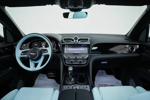 2022 Bentley Bentayga Speed interior