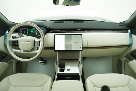 2026 Land Rover Range Rover P530 Autobiography with 5 years Warranty interior
