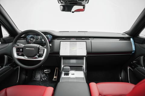 2026 Land Rover Range Rover P530 Autobiography with 5 years Warranty interior