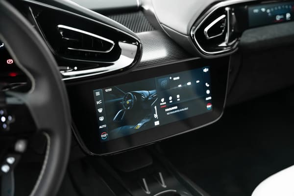 2025 FERRARI 12 CILINDRI interior