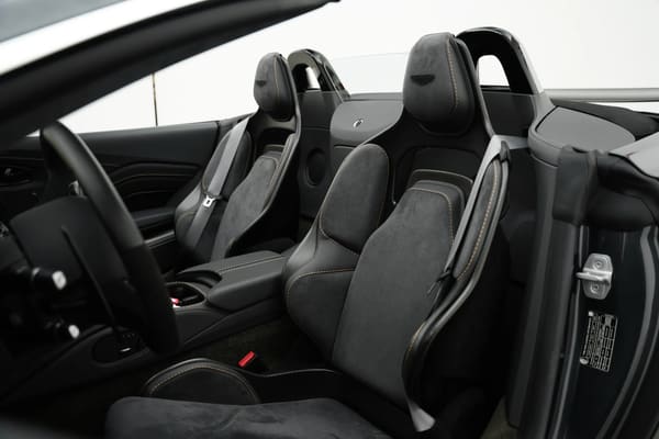 2023 ASTON MARTIN VANTAGE V12 interior