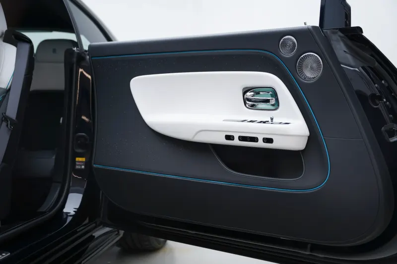 2025 ROLLS ROYCE SPECTRE interior