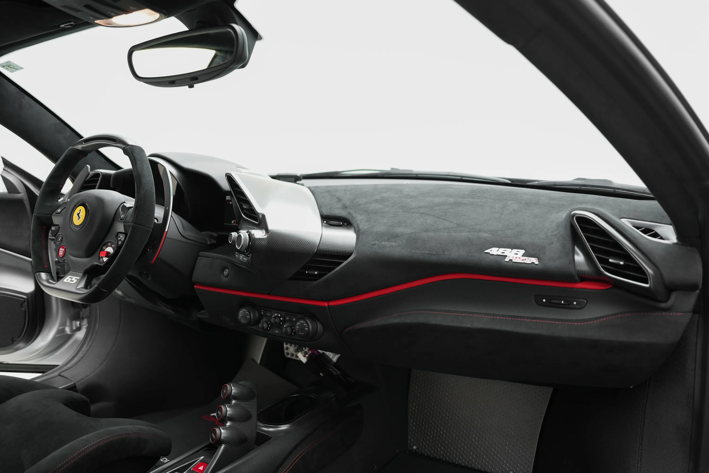 2019 Ferrari 488 Pista Piloti