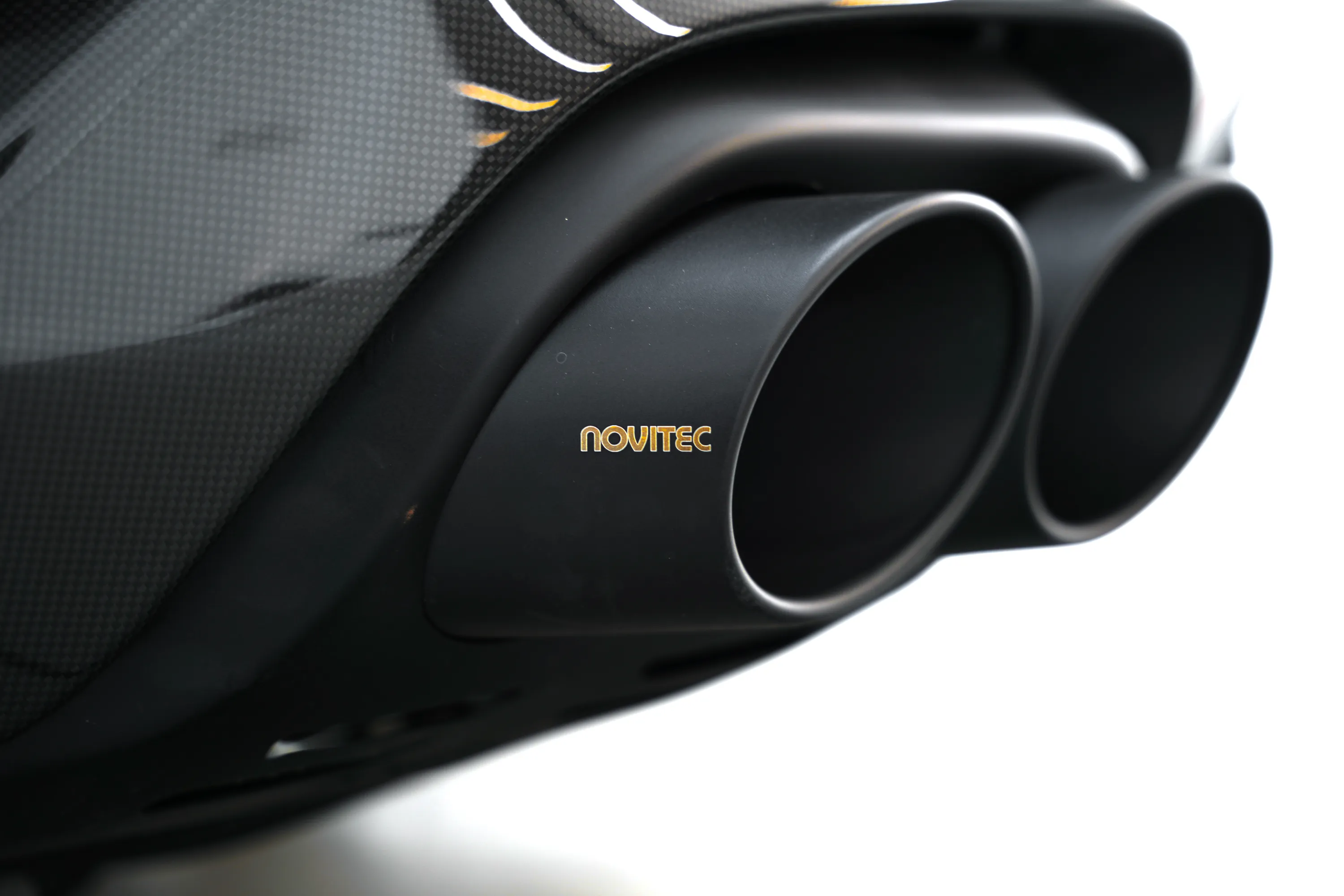 2025 FERRARI PUROSANGUE NOVITECdr
