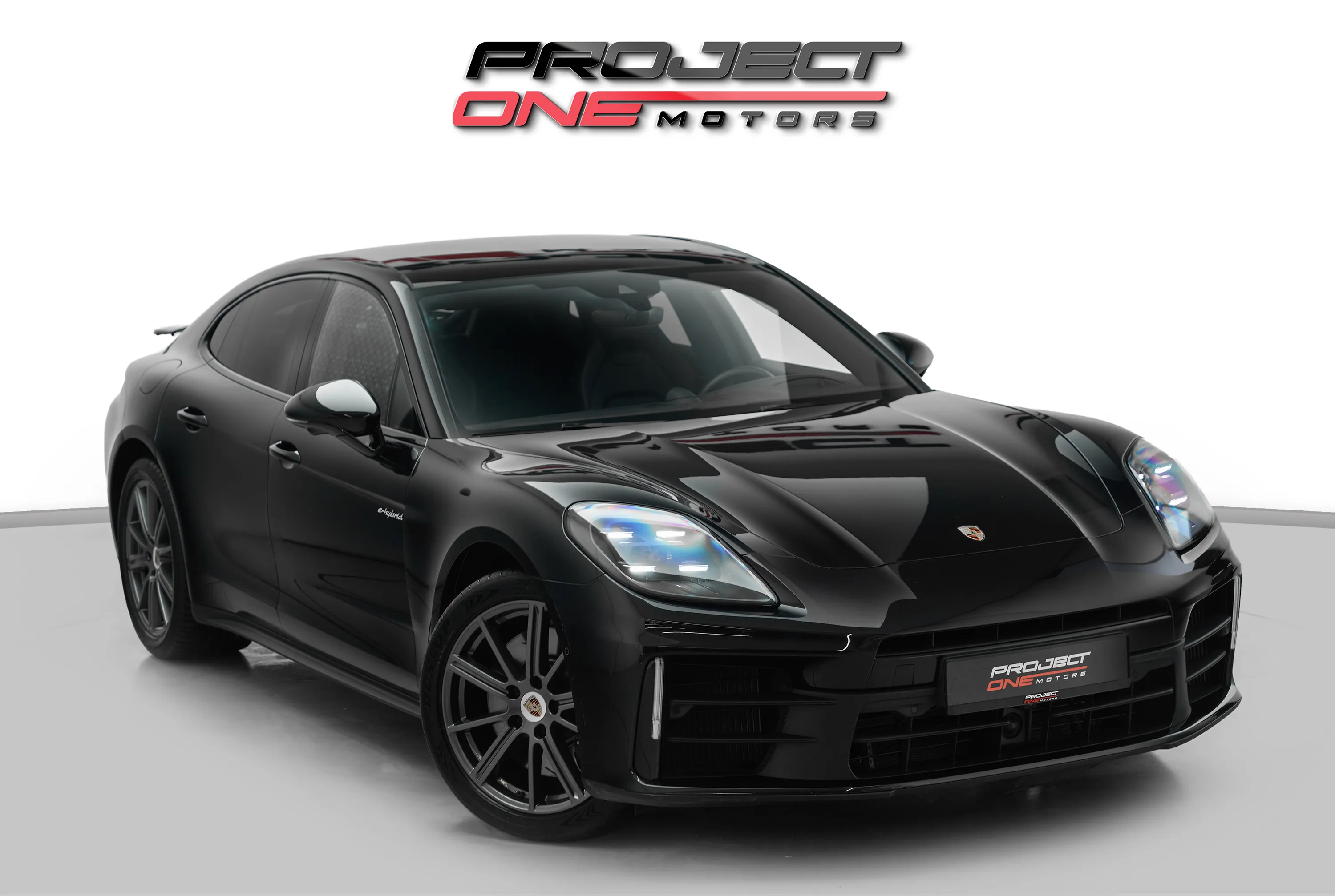 2024 Porsche Panamera 4 e-hybrid - photo 1