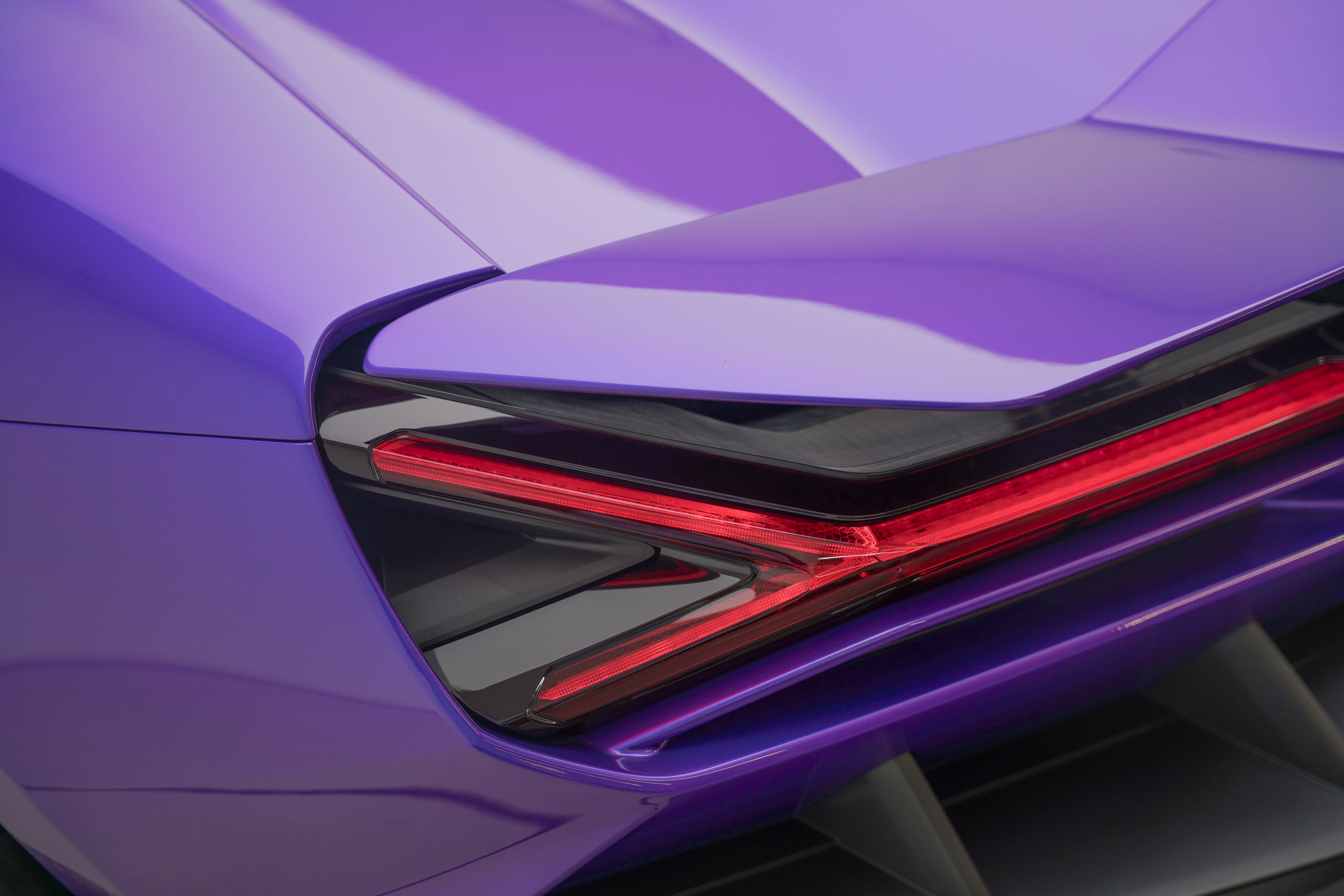2025 Lamborghini Revuelto
